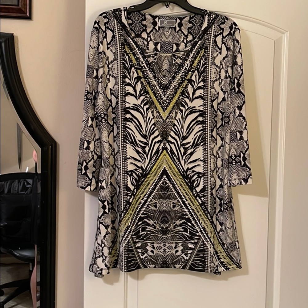 Dressy stretch tunic